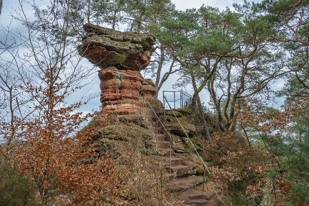 Schwalbenfelsen bei Dahn