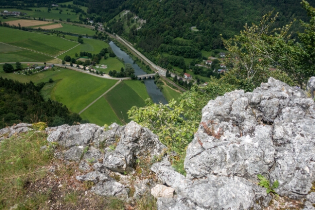 Blick auf Hausen im Tal