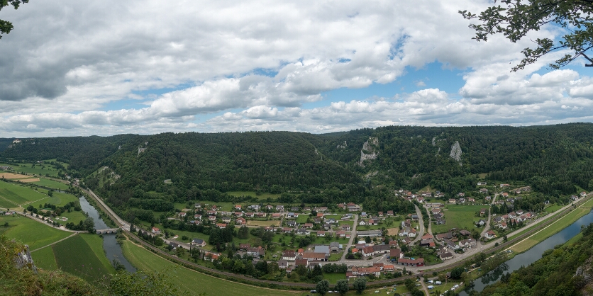 Panorama Hausen im Tal