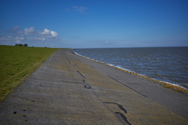 'Radweg' bei Bensersiel