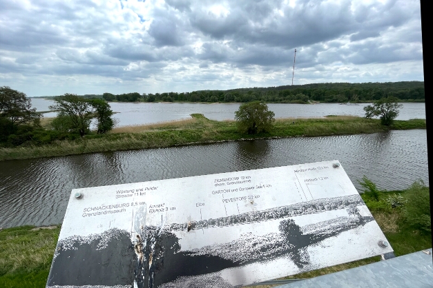 Blick auf die Elbe vom alten Grenzturm bei Lenzen