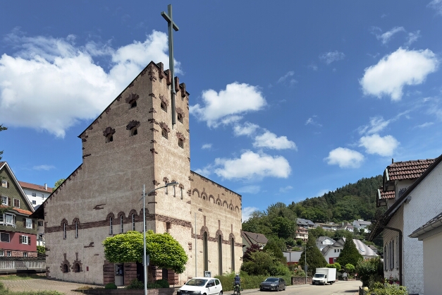 Heilig-Kreuz-Kirche (Neuenbürg)