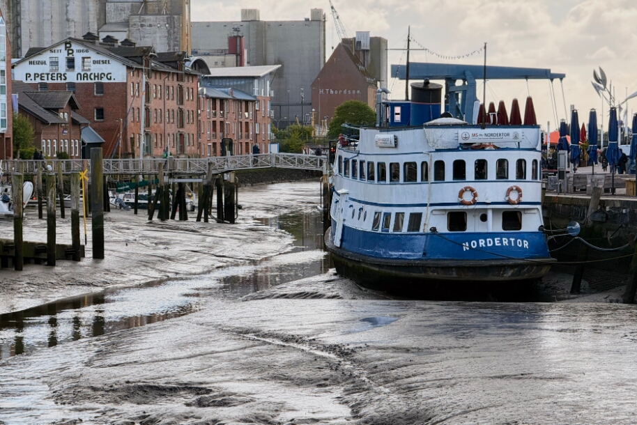 IMG_4192 im Hafen von Husum